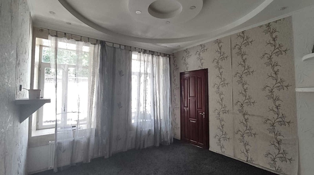 продажа многокомнатной квартиры номер A-173101 в Приморском районе, фото номер 12